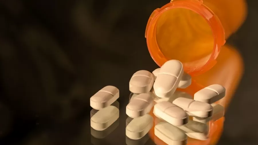 Codeina Opioide Frasco De Remedio Comprimidos Medicamento Pilulas 1640957403421 V2 900x506.jpg