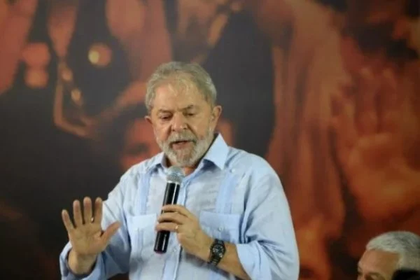 Foto Lula Ex Presidente Brasil 2 600x400